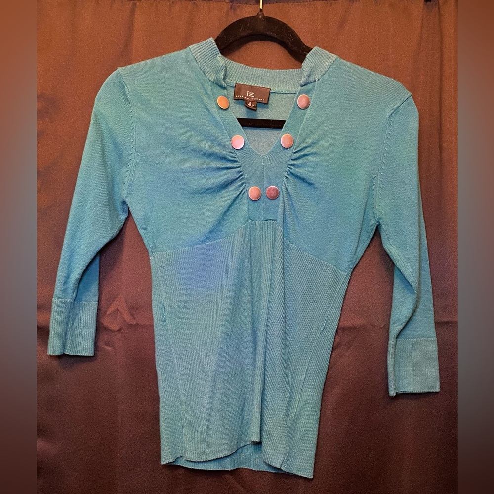 3/4 Sleeve IZ Byer Small Sweater